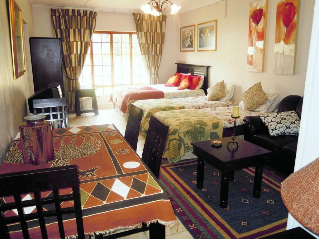 Petra'S Country Guesthouse Фрейхейд Екстер'єр фото